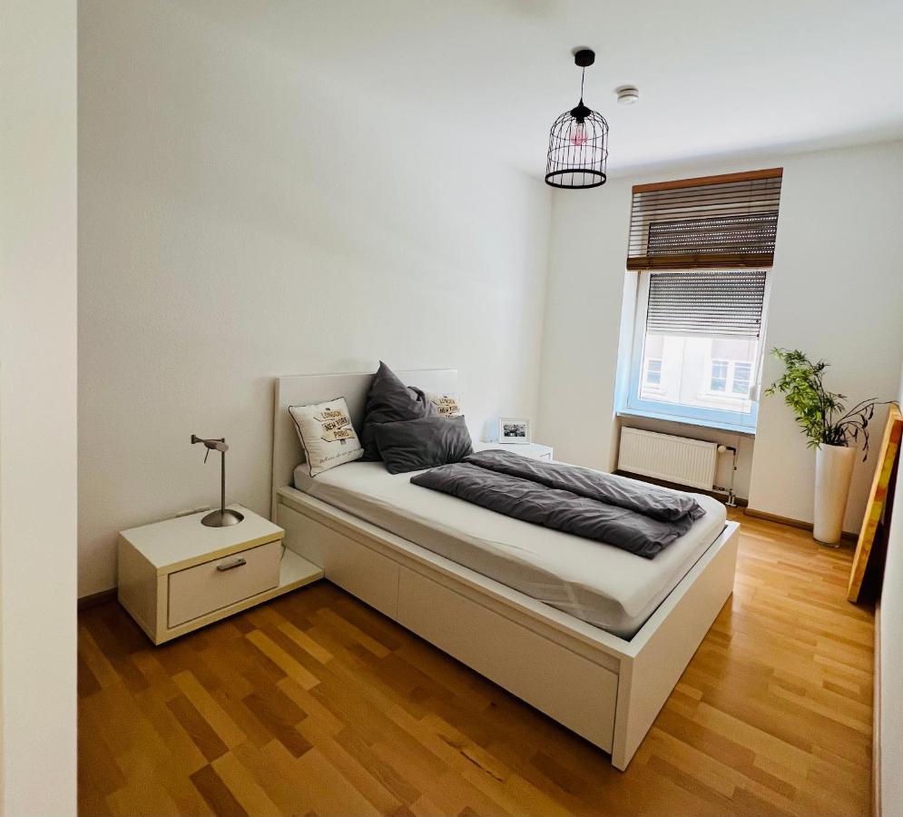 Grosses Und Helles Innenstadt Apartment - Ferienwohnung Bad Homburg vor der Höhe Dış mekan fotoğraf
